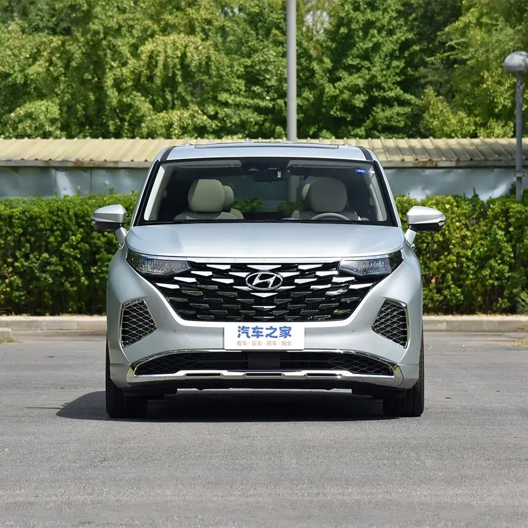 imgi_110_Hot-Sale-Hyundai-Custo-Affordable-Conventional-Fuel-Car-Family-7-Seats-MPV Hyundai Custo 7 Seats MPV – Ships Worldwide From China | EVOVED - Image 1
