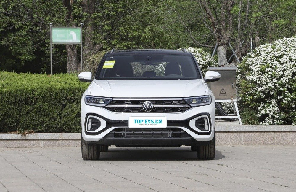 imgi_3_1_3(17) New Volkswagen T-Roc Facelift II 2026 – Buy Direct From China | CHINESE CAR IN EUROPE - Image 1