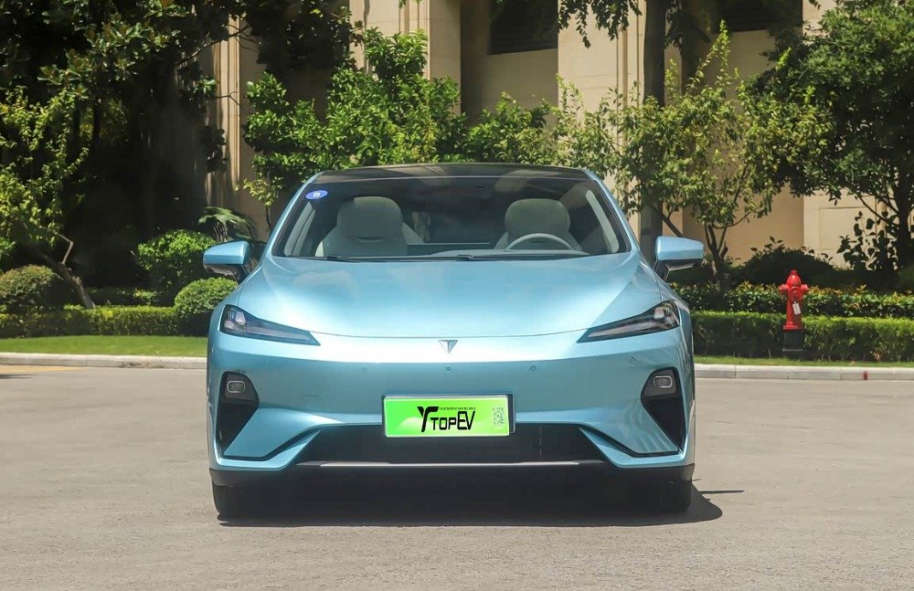 imgi_3_deepal l07 1 2026 Changan Deepal L07 – China Export Vehicle | EVOVED - Image 1