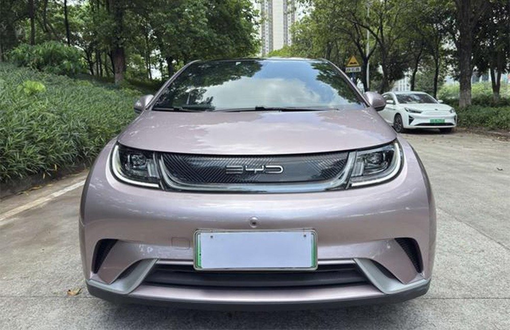 imgi_4_Dolphins 2 BYD Dolphin 2026 Fashion Edition – China Export Vehicle | EVOVED - Image 1