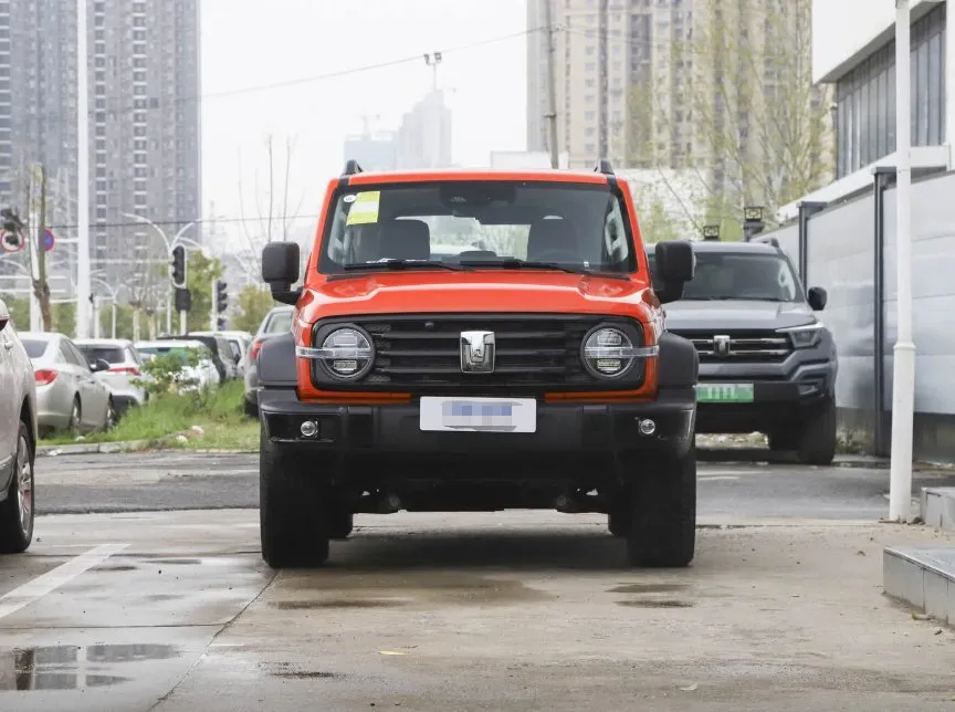 imgi_86_Gwm-Tank-300-Hev-Compact-SUV-Four-Wheel-Drive-off-Road-V Gwm Tank 300 Hev Compact SUV Four-Wheel Drive off-Road Vehicle – Ships Worldwide From China | EVOVED - Image 1