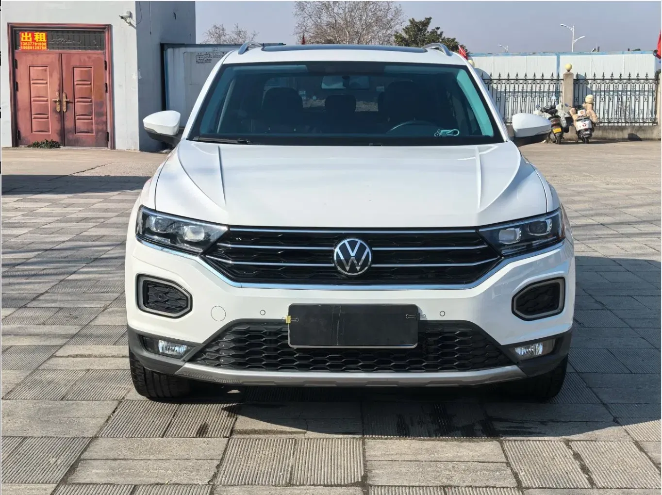 imgi_84_Used-Volkswa-Gen-T-Roc-2022-SUV-LED-Headlights-Global-Gas-Car Volkswagen T-Roc – For Sale From China | CHINESE CAR IN EUROPE - Image 1